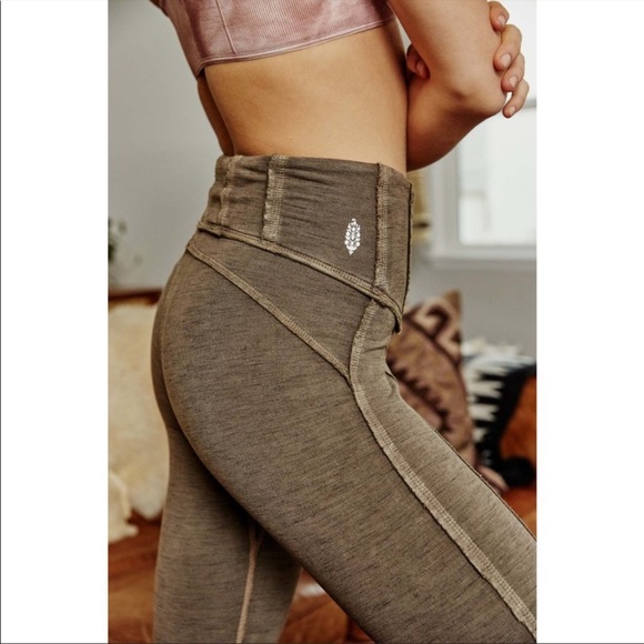 NWT FP High-Rise Ankle Length Hybrid Legging - Picture 7 of 14